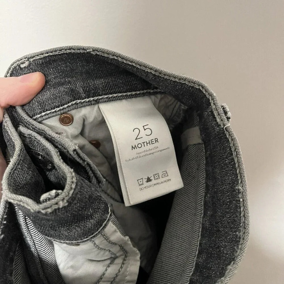 Mother The Swooner Ankle Chew Distressed Jeans in Gray Scene of the Crime 25 - Picture 8 of 11
